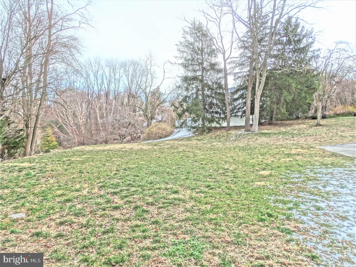 684 Beatty Road Springfield, PA 19064 - Photo 4 of 25