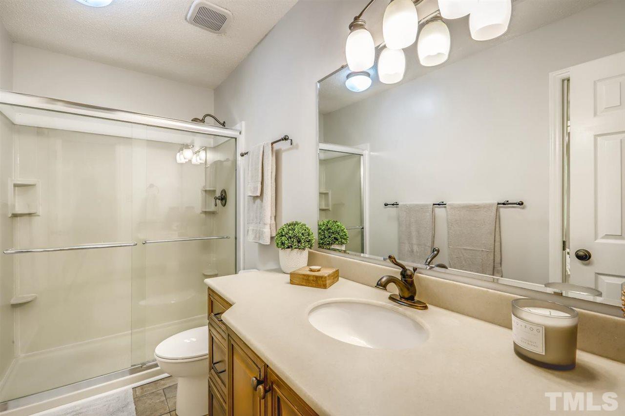 5560 Hamstead Crossing Raleigh, NC 27612 - Photo 19 of 28