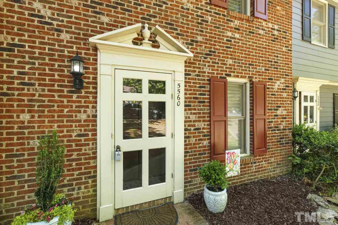 5560 Hamstead Crossing Raleigh, NC 27612 - Photo 3 of 28