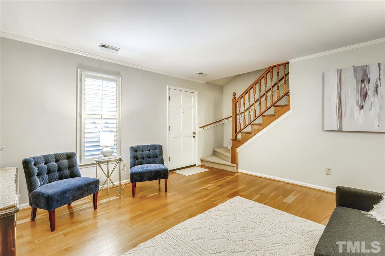 5560 Hamstead Crossing Raleigh, NC 27612 - Photo 5 of 28