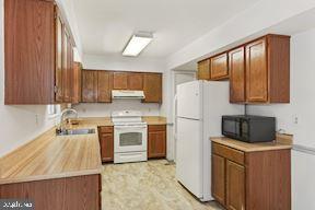 13218 Trebleclef Lane Silver Spring, MD 20904 - Photo 6 of 29 Kitchen