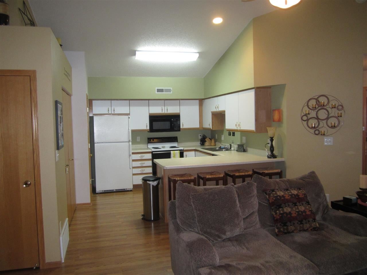 2272 Holiday Road, Unit 610 Coralville, IA 52241 - Photo 5 of 14 Gallery Image 5