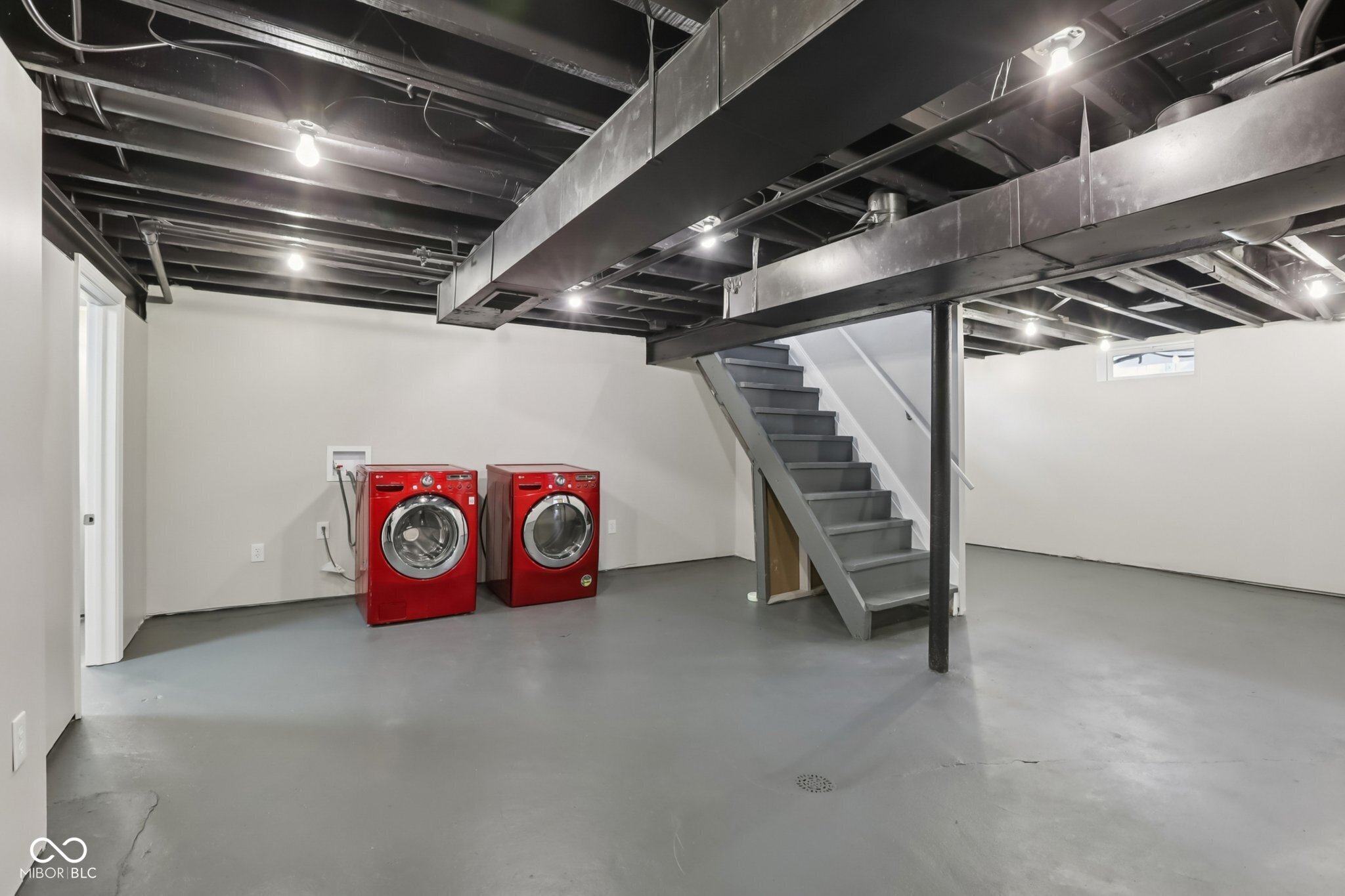 5825 North Keystone Avenue Indianapolis, IN 46220 - Photo 27 of 40