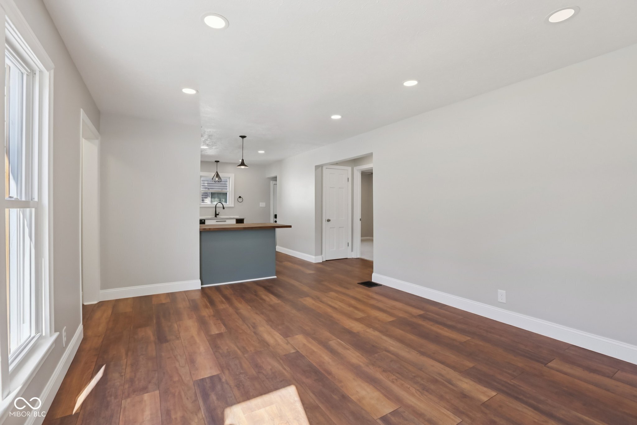 5825 North Keystone Avenue Indianapolis, IN 46220 - Photo 7 of 40