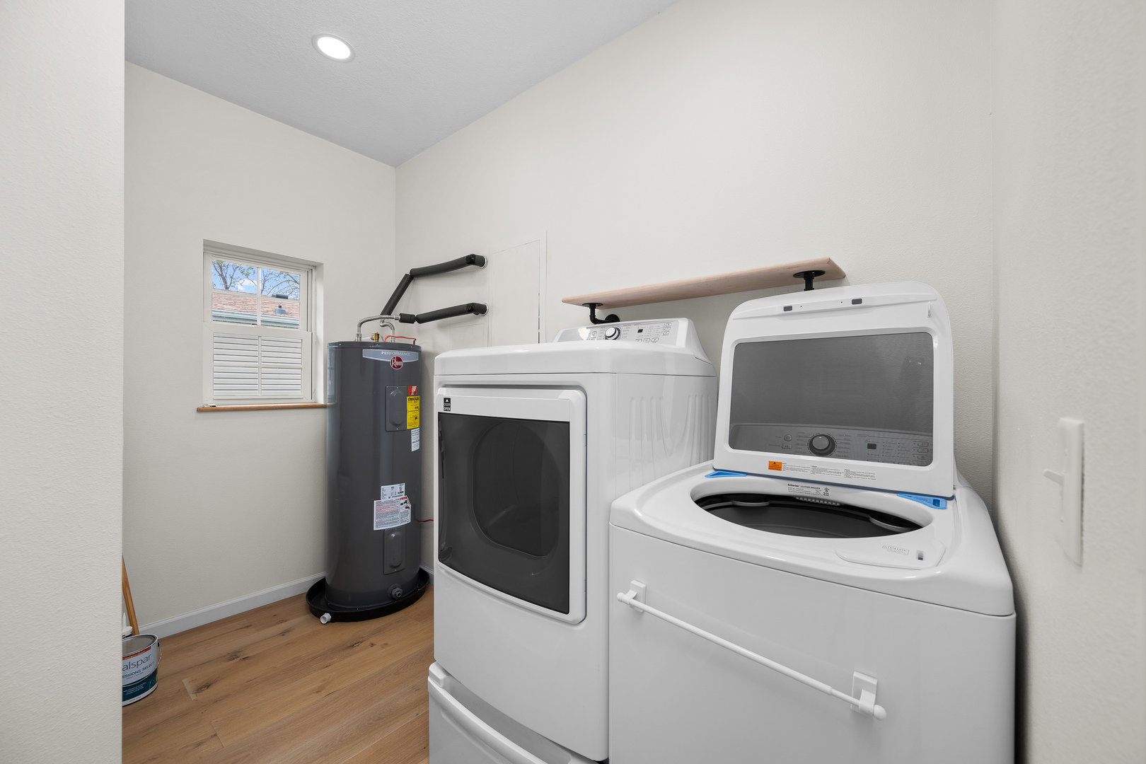 317 South Walnut Street Wilton, IA 52778 - Photo 22 of 45 a utility room with dryer and washer