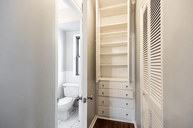 $2,160 | 1140 North LaSalle Drive, Unit 817, Chicago, IL 60610