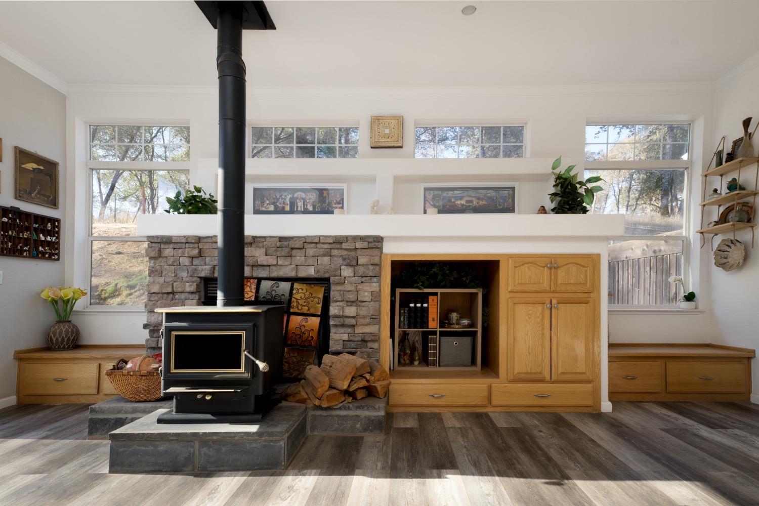 24090 Restive Way Grass Valley, CA 95949 - Photo 10 of 75 a living room with furniture and a fireplace