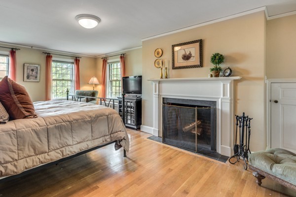 54 Emerson Road Winchester, MA 01890 - Photo 16 of 29 Gallery Image 16