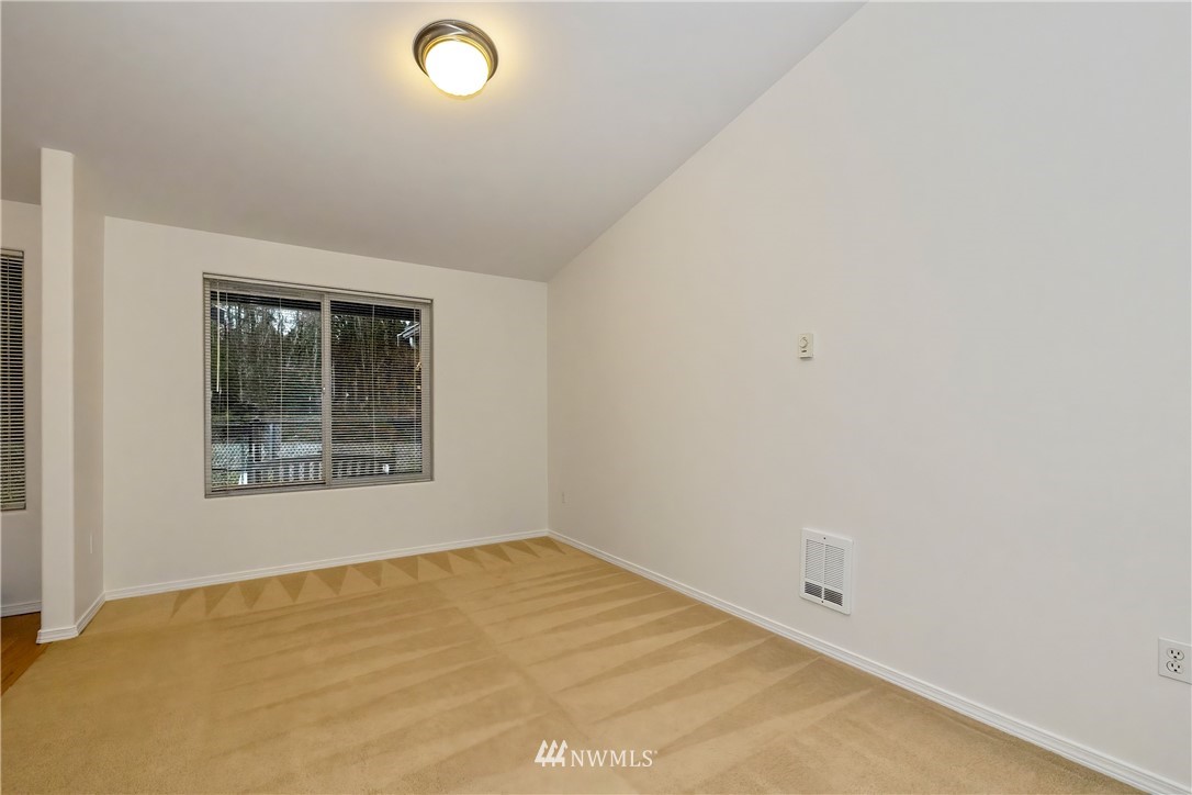 101 Stadium Beach Road West Grapeview, WA 98546 - Photo 7 of 40 Gallery Image 7
