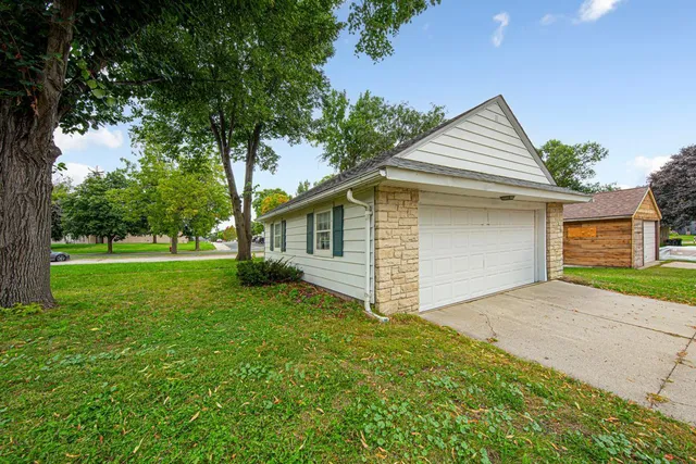 $229,000 | 358 4th Street, Gaylord, MN 55334