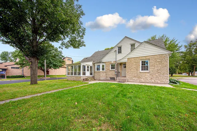 $229,000 | 358 4th Street, Gaylord, MN 55334