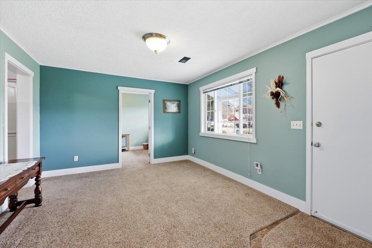 5215 North Arden Road Otis Orchards, WA 99027 - Photo 4 of 34