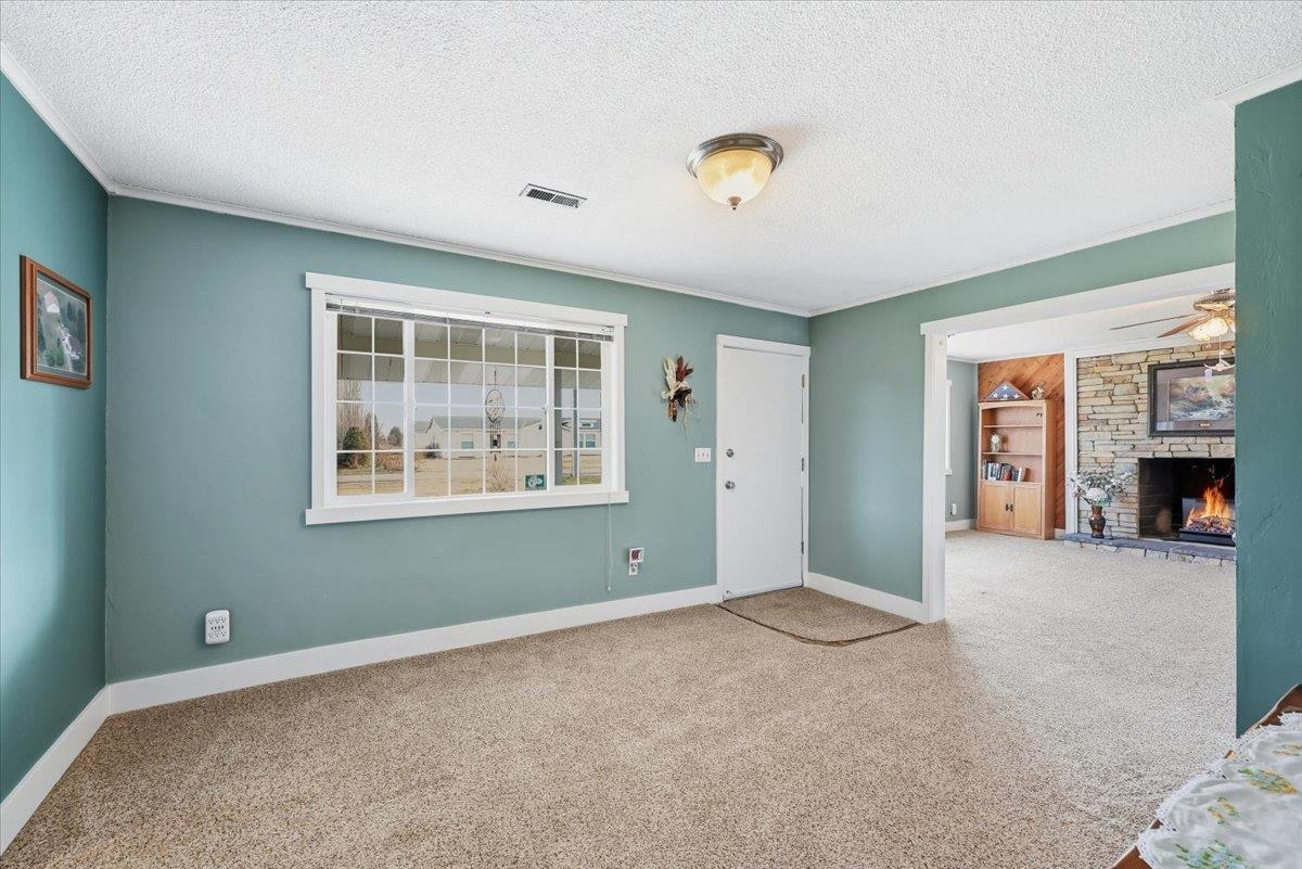 5215 North Arden Road Otis Orchards, WA 99027 - Photo 5 of 34