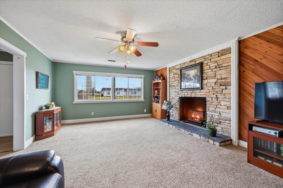 5215 North Arden Road Otis Orchards, WA 99027 - Photo 9 of 34