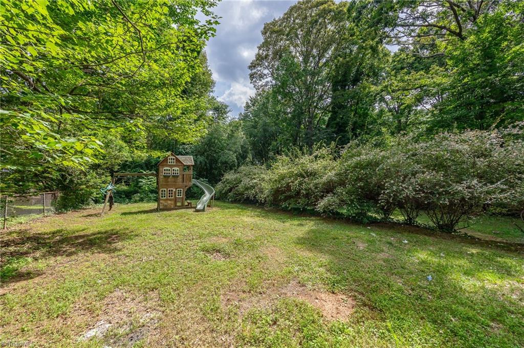 1125 Strathmore Circle Northwest Winston-Salem, NC 27104 - Photo 38 of 44 Gallery Image 38