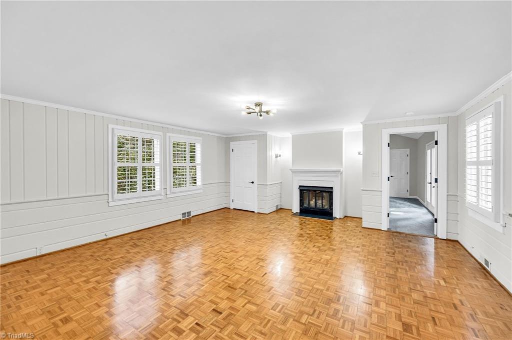 1125 Strathmore Circle Northwest Winston-Salem, NC 27104 - Photo 8 of 44 Gallery Image 8