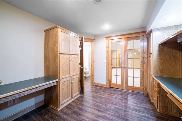 $469,900 | 9 Timber Creek Circle, Platte City, MO 64079