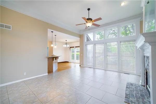 $469,900 | 9 Timber Creek Circle, Platte City, MO 64079