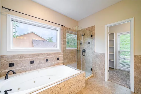 $469,900 | 9 Timber Creek Circle, Platte City, MO 64079