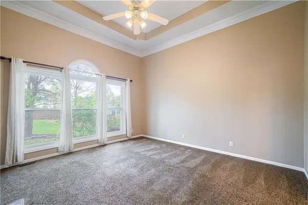 $469,900 | 9 Timber Creek Circle, Platte City, MO 64079