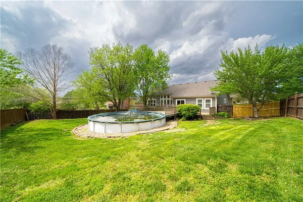 $469,900 | 9 Timber Creek Circle, Platte City, MO 64079