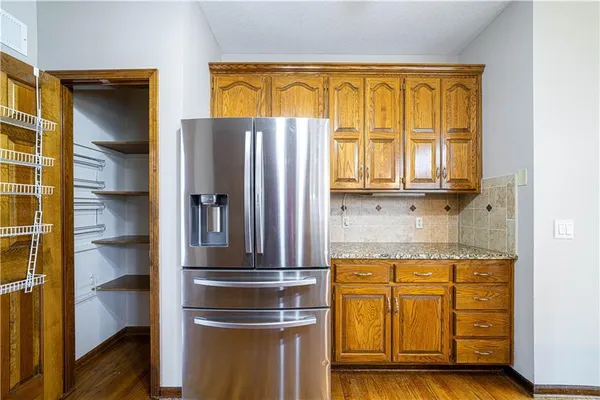 $469,900 | 9 Timber Creek Circle, Platte City, MO 64079