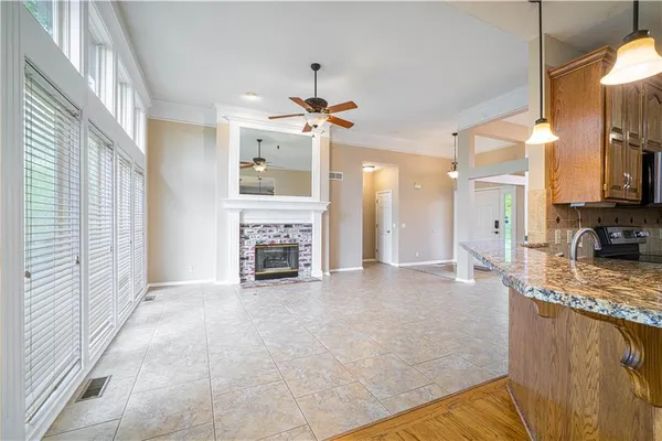 $469,900 | 9 Timber Creek Circle, Platte City, MO 64079