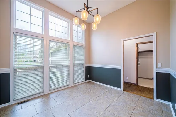 $469,900 | 9 Timber Creek Circle, Platte City, MO 64079