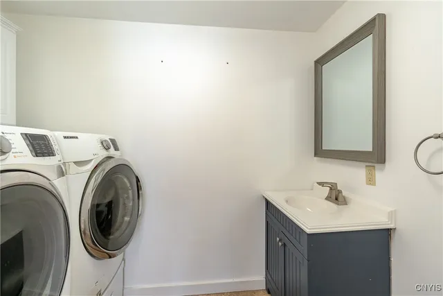 $235,000 | 40 West Main Street, Hamilton, NY 13332