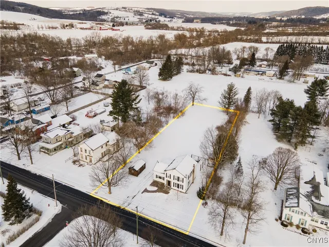 $235,000 | 40 West Main Street, Hamilton, NY 13332