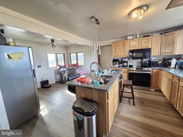 $179,900 | 2136 Hoopersville Road, Fishing Creek, MD 21634