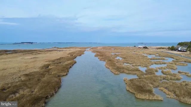 $179,900 | 2136 Hoopersville Road, Fishing Creek, MD 21634