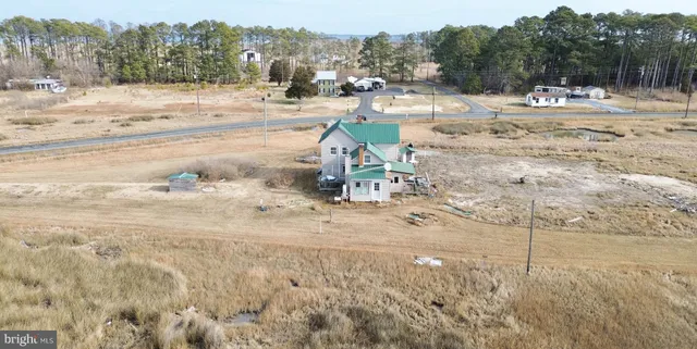 $179,900 | 2136 Hoopersville Road, Fishing Creek, MD 21634