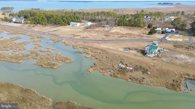 $179,900 | 2136 Hoopersville Road, Fishing Creek, MD 21634