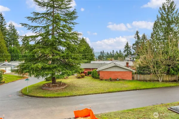 $2,584,000 | 1255 169th Avenue Northeast, Bellevue, WA 98008