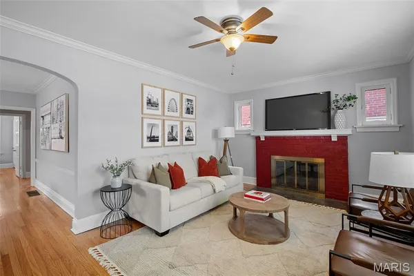 $4,200 | 7055 Dartmouth Avenue, University City, MO 63130