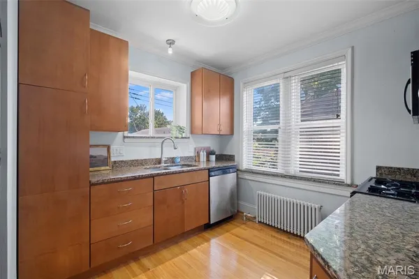 $4,200 | 7055 Dartmouth Avenue, University City, MO 63130