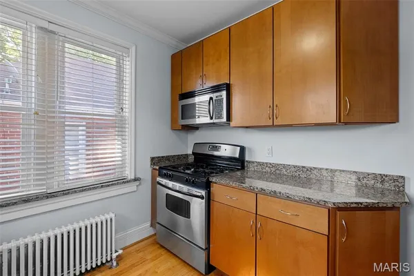 $4,200 | 7055 Dartmouth Avenue, University City, MO 63130