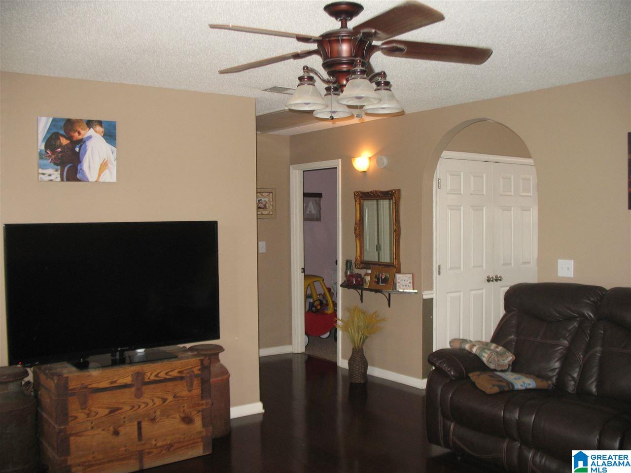 1723 Whitmire Street Northeast Leeds, AL 35094 - Photo 3 of 24