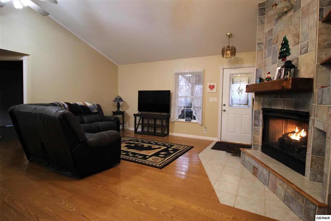4420 Grindstone Ridge Road Pigeon Forge, TN 37863 - Photo 11 of 43 Gallery Image 11