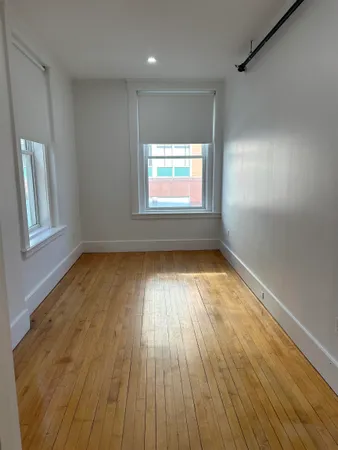 $1,700 | 4 Elliot Street, Unit 2, Brattleboro, VT 05301