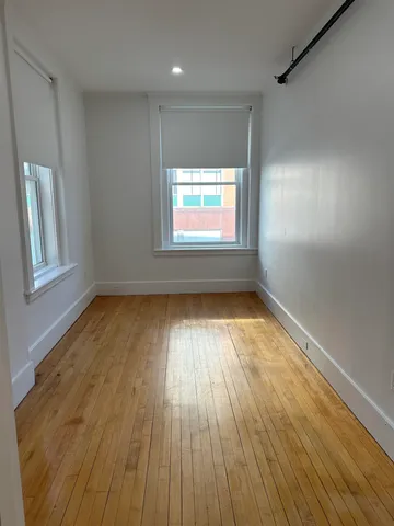 $1,700 | 4 Elliot Street, Unit 2, Brattleboro, VT 05301