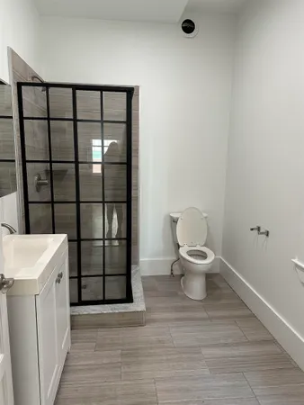 $1,700 | 4 Elliot Street, Unit 2, Brattleboro, VT 05301