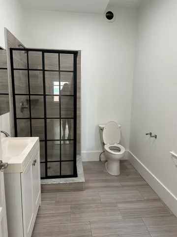 $1,700 | 4 Elliot Street, Unit 2, Brattleboro, VT 05301