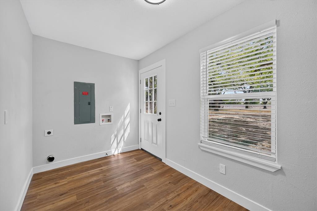 4512 Cross Timber Road Burleson, TX 76028 - Photo 24 of 38 Gallery Image 24