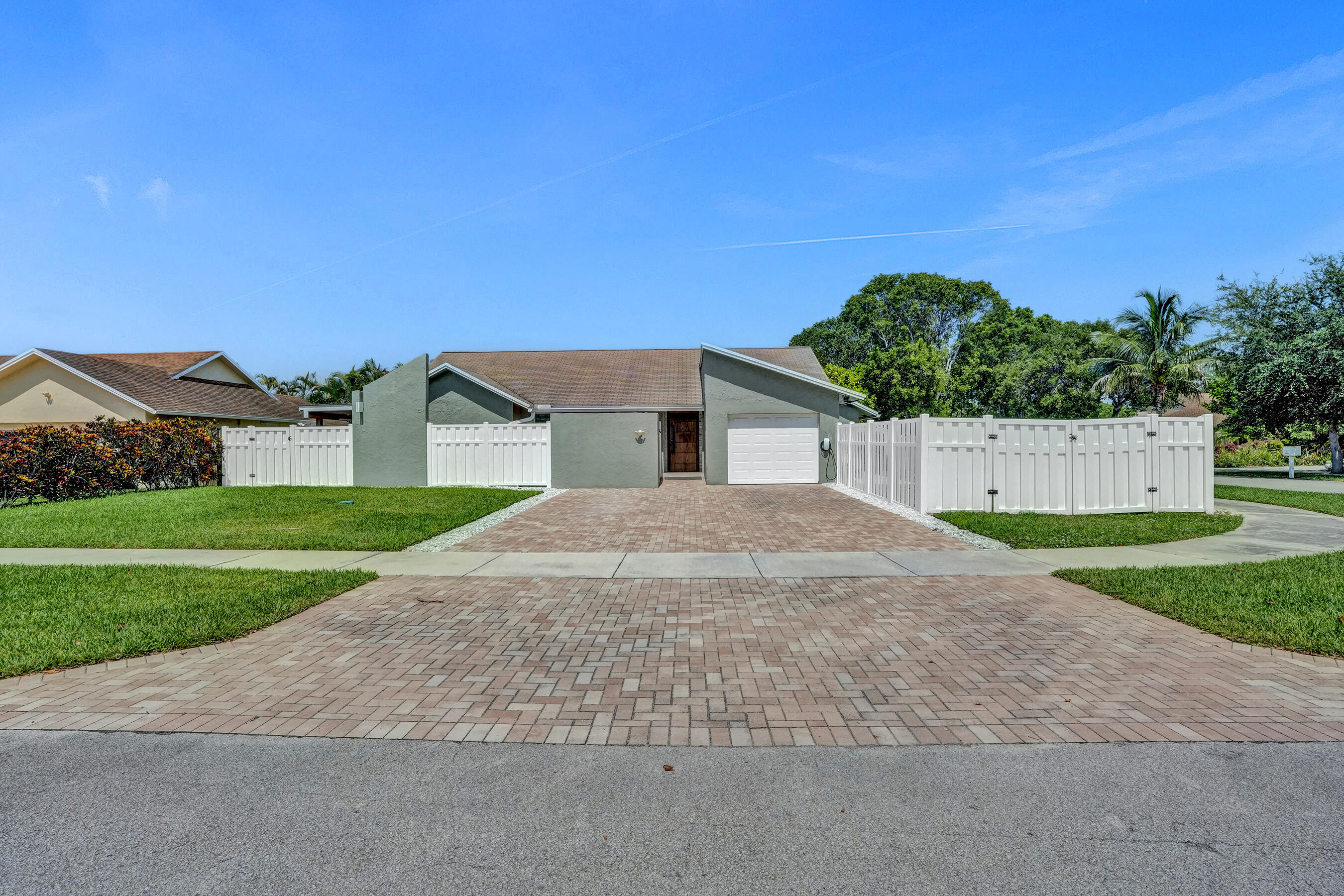 3010 Cormorant Road Delray Beach, FL 33444 - Photo 79 of 91 Front of Structure