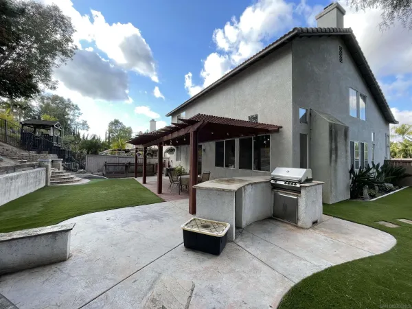 $1,100,000 | 1181 Saratoga Court, Chula Vista, CA 91913