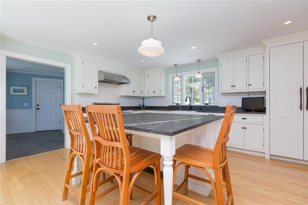 20 Longmeadow Road Cumberland Foreside, ME 04110 - Photo 12 of 35 Photo