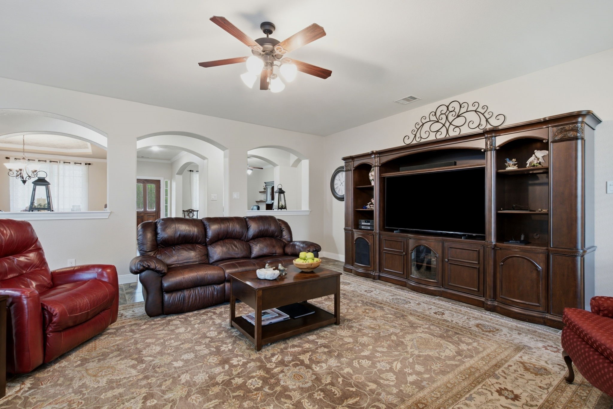 3298 Explorer Way Conroe, TX 77301 - Photo 11 of 43 LIVING ROOM