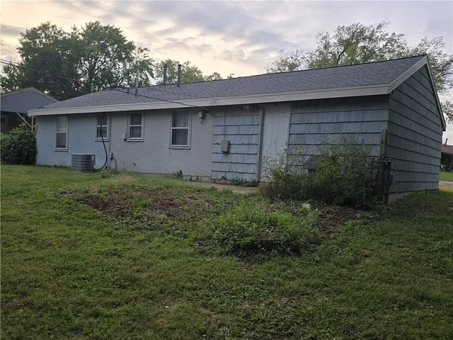 $139,000 | 4927 Edgehill Drive, Kansas City, KS 66106